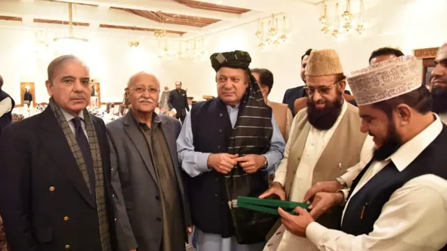 30 کے قریب سیاسی شخصیات کا ن لیگ میں شامل ہونے کا اعلان