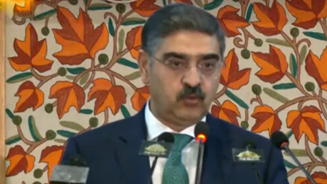 بھارتی سپریم کورٹ نے مسئلہ کشمیر پر غیر قانونی اور غیر آئینی فیصلہ دیا: نگراں وزیراعظم