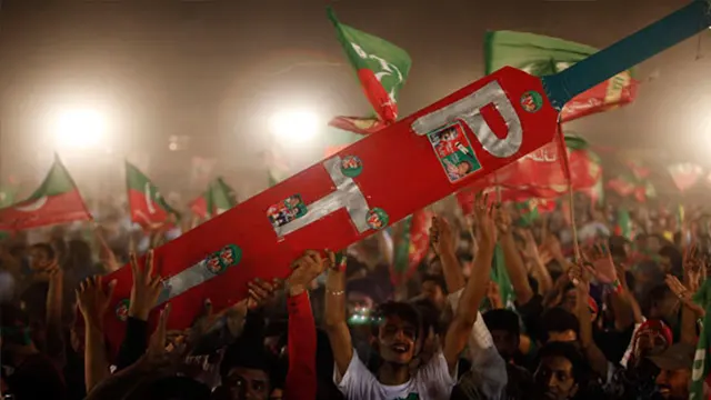 الیکشن کمیشن کا فیصلہ معطل، پی ٹی آئی کا انتخابی نشان ‘بلا’ بحال