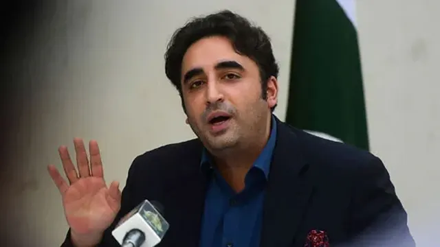 اسلام آباد میں بیٹھے بابو خود کام کرتے ہیں نہ کسی کو کرنے دیتے ہیں: بلاول