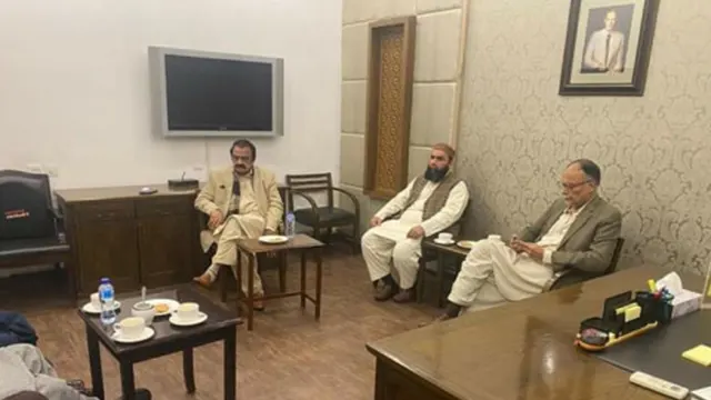 ن لیگ اور جے یو آئی کا پنجاب میں سیٹ ایڈجسٹمنٹ پر اصولی اتفاق
