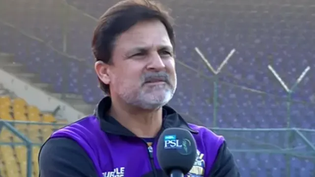 پی ایس ایل 9: معین خان گلیڈی ایٹرز کے ہیڈ کوچ کے عہدے سے برطرف