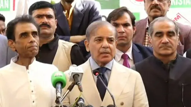 نواز شریف کو کامیاب کرایا تو پبلک ٹرانسپورٹ کا مسئلہ ختم کردیں گے: شہباز شریف