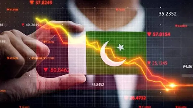 اقتصادی بحران کی بڑی وجہ سرکاری ملازمین اور انکی شاہانہ سہولیات