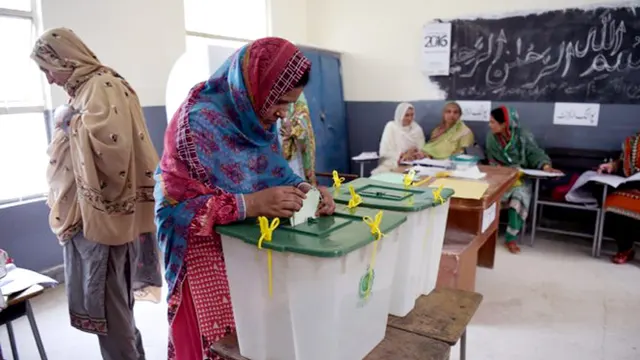 خواتین کو ووٹ ڈالنے سے روکا گیا تو انتخابات کالعدم ہوسکتے ہیں :الیکشن کمیشن