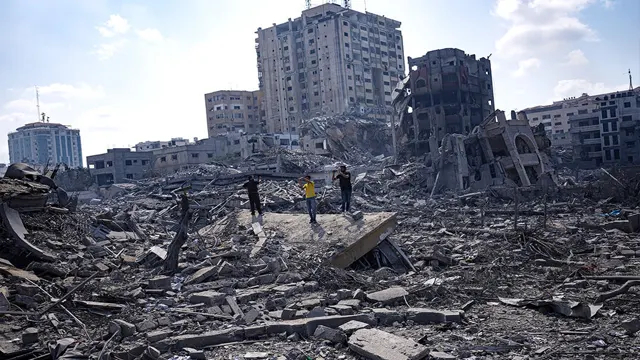 غزہ میں اسرائیلی حملے جاری، مزید 215 فلسطینی شہید