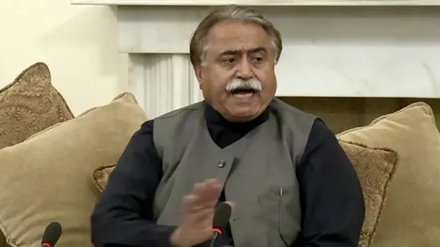 میاں صاحب ملکی نہیں علاقائی سیاستدان ہیں: مولا بخش چانڈیو