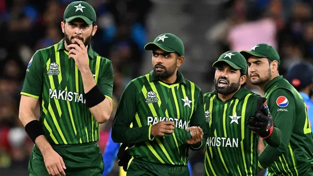 پی سی بی کا 4 قومی کرکٹرز کو لیگز کیلئے این او سی دینے کا فیصلہ