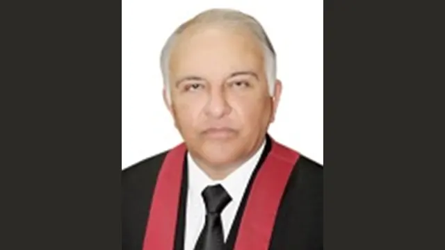 پشاور ہائیکورٹ کے سابق چیف جسٹس قیصر رشید انتقال کرگئے