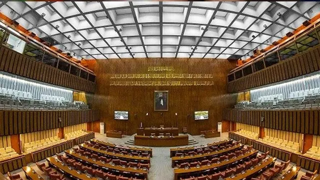 عام انتخابات 3 ماہ کیلئے ملتوی کرنے کی قرارداد سینیٹ میں جمع