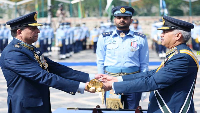 سربراہ پاک فضائیہ ائیر چیف کو ایکسٹنشن دینے کا فیصلہ