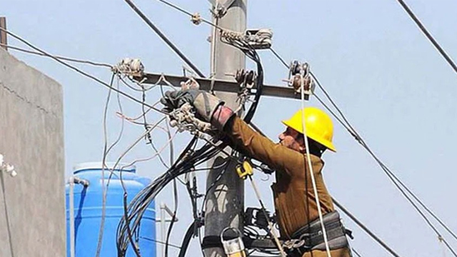 حکومت کا ملک میں بجلی وگیس چوروں کیخلاف کریک ڈاؤن کا فیصلہ