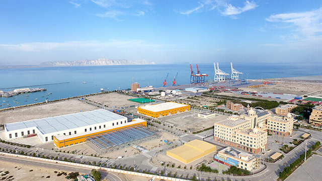 گوادر کمپلیکس حملہ، سیکیورٹی فورسز کا 8 دہشتگردوں کو منہ توڑ جواب