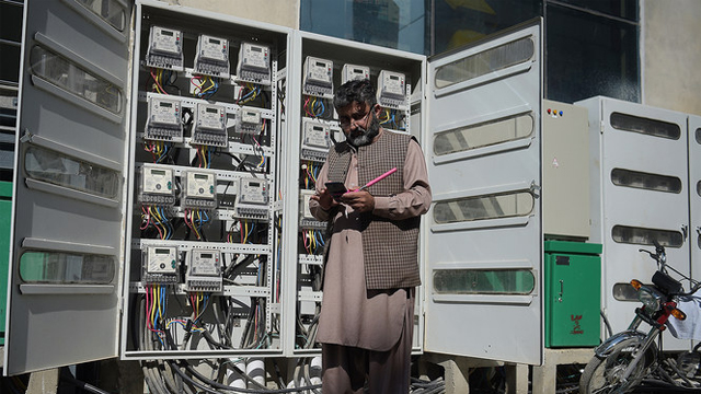 عوام کیلئے بُری خبر، بجلی کی قیمتوں میں مزیداضافے کیلئے ہوجائیں تیار