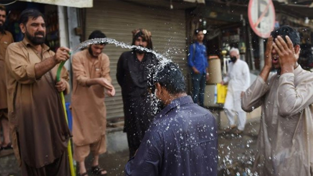 کراچی میں گرمی کی شدت بڑھنے کا امکان