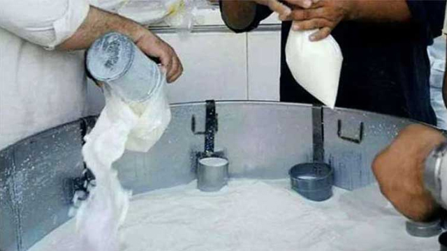 دودھ کی قیمتوں میں تاریخی کمی؟ حکومت کا حیران کن منصوبہ سامنے آگیا
