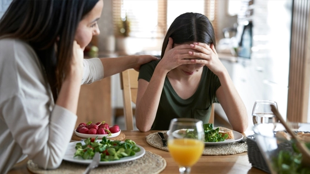 اضطراب سے نمٹنے کیلئے کونسی غذائیں فائدہ مند ہیں؟