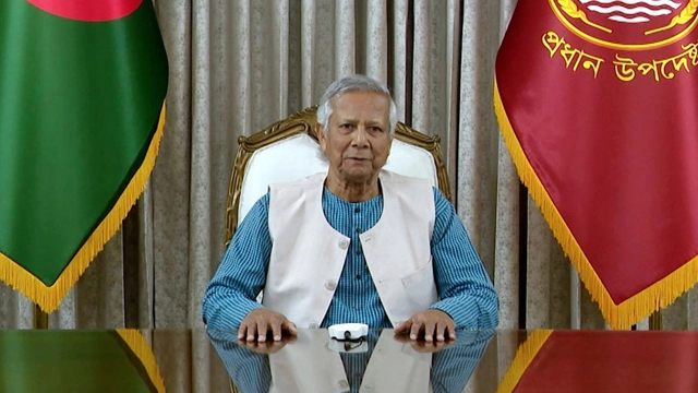 بنگلہ دیش نے اپنے درجنوں اعلیٰ افسران کے پاسپورٹ منسوخ کر دیے