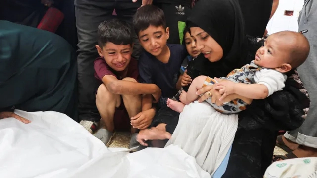 اسرائیلی فوج کی غزہ پر وحشیانی بمباری، 111 فلسطینی شہید