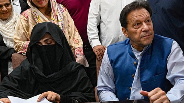 توشہ خانہ ٹو کیس: عمران اور بشریٰ بی بی عدالت میں پیش، آخری 2 گواہان کے بیانات ریکارڈ
