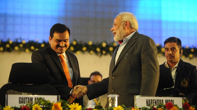 اڈانی کی کرپشن اور بھارتی عہدیداران و آر ایس ایس سے تعلقات کا انکشاف