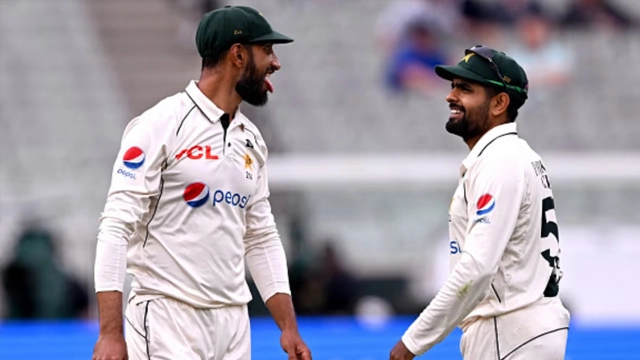 بابر اعظم کو ٹیم سے باہر کرنے پر شان مسعود کا مؤقف سامنے آگیا