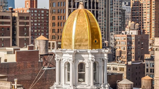 سونے کے گنبد والا پرتعیش پینٹ ہاؤس اربوں میں فروخت کیلئے پیش