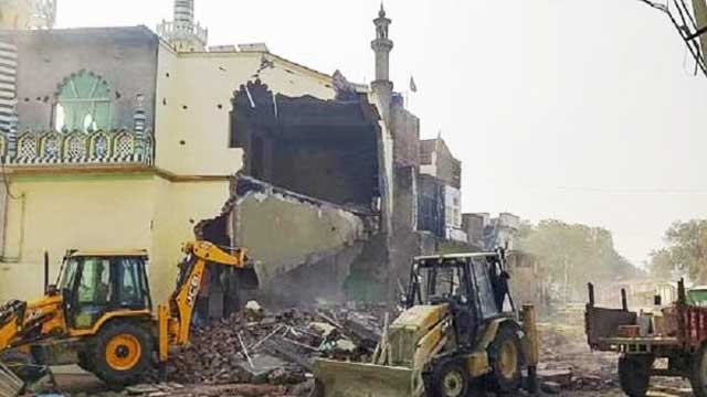 ہندو اتنہا پسند مودی سرکار  نے 185 سال پرانی مسجد شہید کردی
