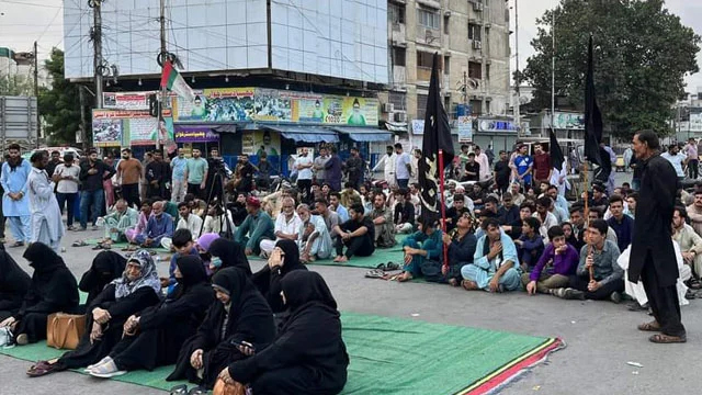 ضلع کرم پاراچنار؛ راستے کھول دیں! دھرنا ختم کردیں گے