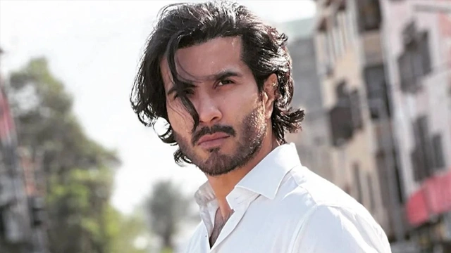 کیا فیروز خان باکسنگ میں کیریئر بنانے والے ہیں؟