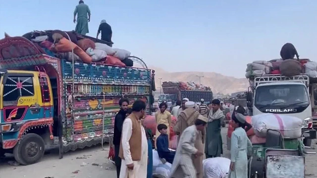 افغانستان: دو بس حادثات میں 52 افراد ہلاک، درجنوں زخمی