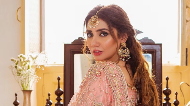 ماہرہ خان کی عمر کتنی ہے؟ اداکارہ نے انکشاف کردیا