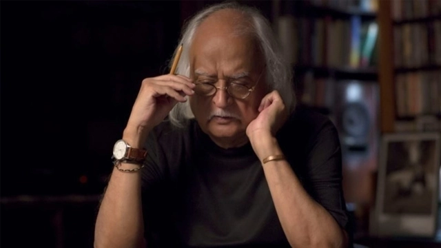 انور مقصود نے پاک بحریہ سے متعلق بیان پر معافی مانگ لی