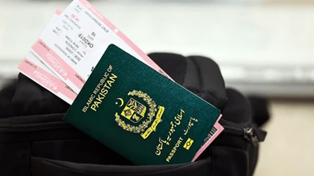 دنیا بھر سے محض 24 گھنٹوں میں 107 پاکستانی ڈی پورٹ، مگر کیوں؟