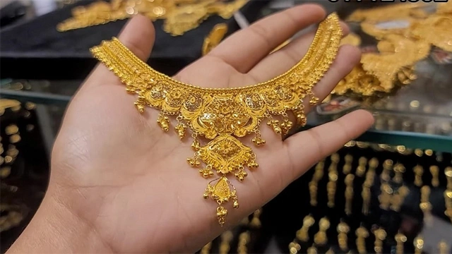 پاکستان میں سونے کی قیمت مزید بڑھ گئی