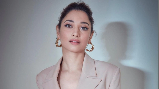 تمنا بھاٹیہ نے جلد کو ترو تازہ اور چمکدار بنانے کا نسخہ بتا دیا