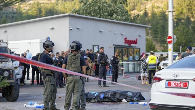 مغربی کنارے میں فائرنگ کے تبادلے میں 3 یہودی آباد کار جہنم واصل