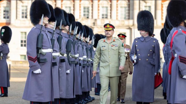 آرمی چیف کا برطانیہ کا سرکاری دورہ، علاقائی استحکام کانفرنس میں شرکت کریں گے