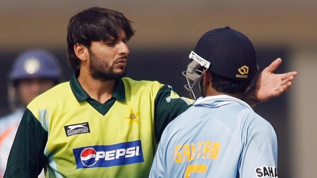 پاک بھارت کرکٹ کی تاریخ میں پانچ متنازعہ لمحات کونسے ہیں؟