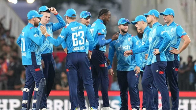 چیمپئنز ٹرافی سے قبل انگلش کرکٹ ٹیم کو بڑا دھچکا