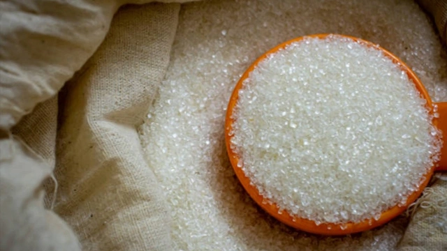 رمضان قریب آتے ہی چینی مزید مہنگی ہوگئی