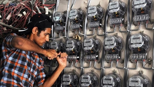 حکومت کا بجلی کی قیمت میں ایک دم بڑی کمی کرنے کا امکان