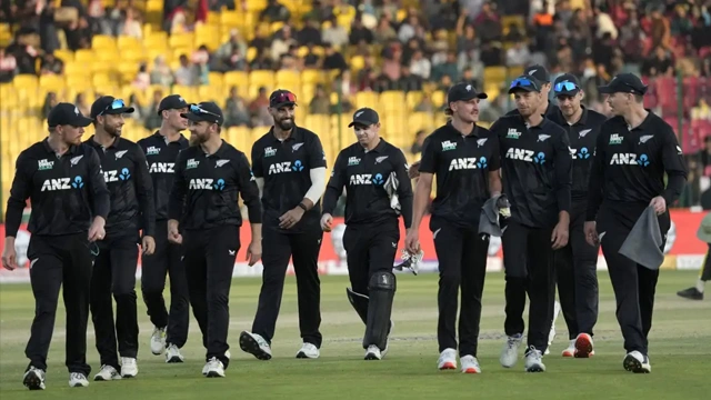چیمپئنز ٹرافی سے قبل نیوزی لینڈ کو بڑا دھچکا