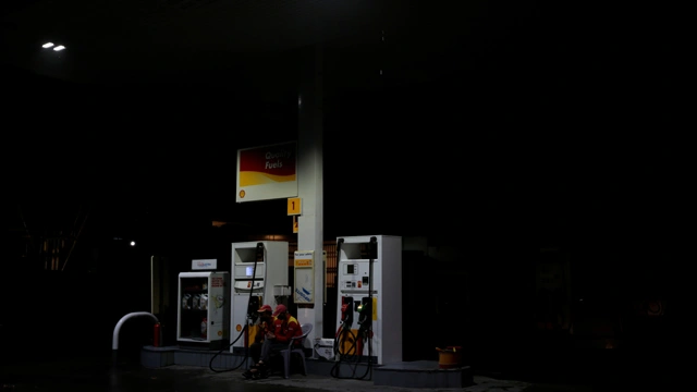 پاکستان میں پیٹرول پمپس بند رہیں گے، مگر کیوں؟