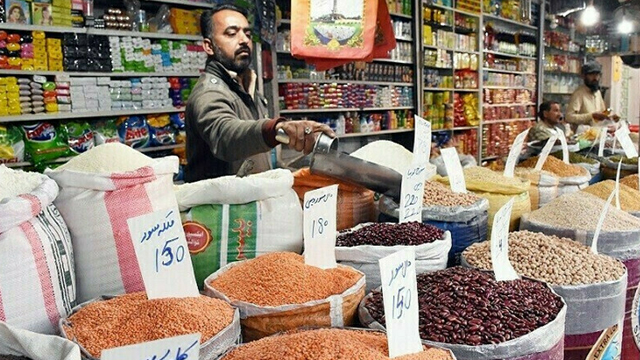رمضان سے قبل اشیائے خوردونوش کی قیمتوں کو پر لگ گئے