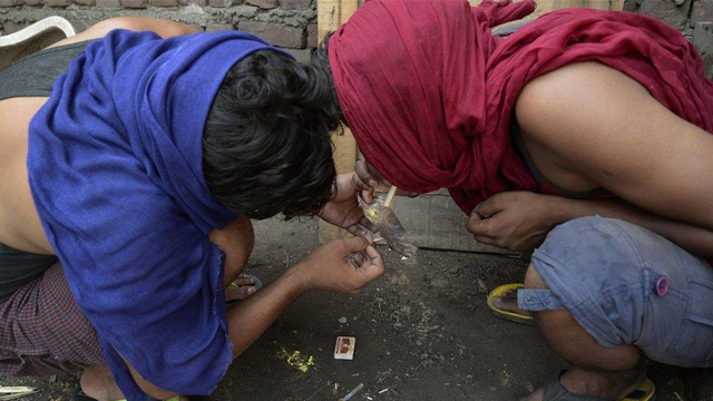بھارت منشیات کا مرکز، لاکھوں قیمتی زندگیاں خطرے میں پڑ گئیں