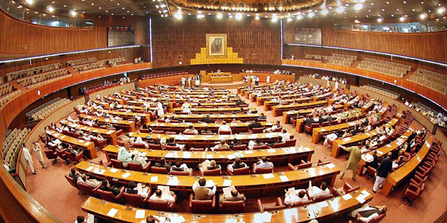 قومی اسمبلی نے چیف آف ڈیفنس فورسز سے متعلق پاکستان دفاعی افواج ایکٹ 2026 منظور کرلیا