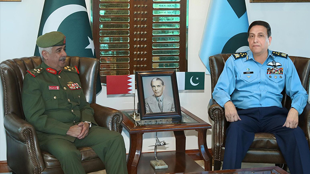 بحرین نیشنل گارڈ کے کمانڈر کی ایئر چیف مارشل سے ملاقات