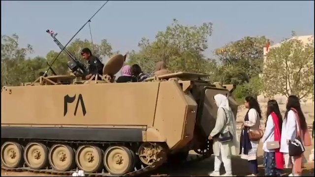 حیدرآباد گیریژن میں طلباء اور فیکلٹی ممبران کا پاک آرمی کے ساتھ یادگار دن