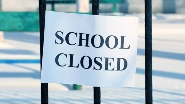 كراچی میں شدید بارشیں، تمام تعلیمی ادارے بند ركھنے كا اعلان